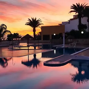 apartments-las-brisas-costa-adeje.in-canary-islands.com/
